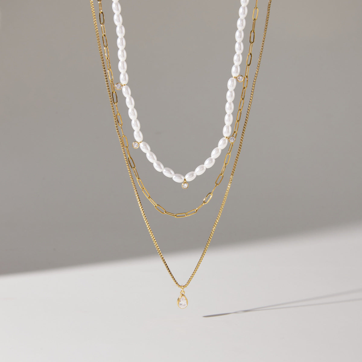 18K Gold Plated Asymmetric，Chloe Half-Chain Half-Pearl Necklace - Tarnish-Free Elegant Toggle Drop Choker